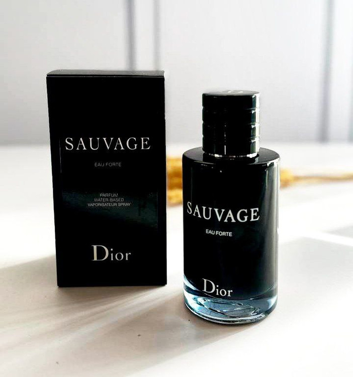 ادکلن دیور ساواژ